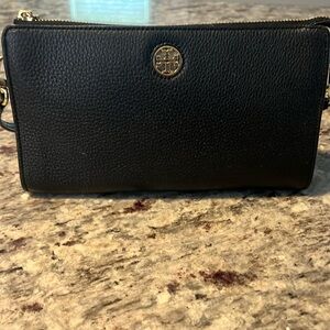 Tory Burch Black Pebbled Leather Robinson Bag crossbody